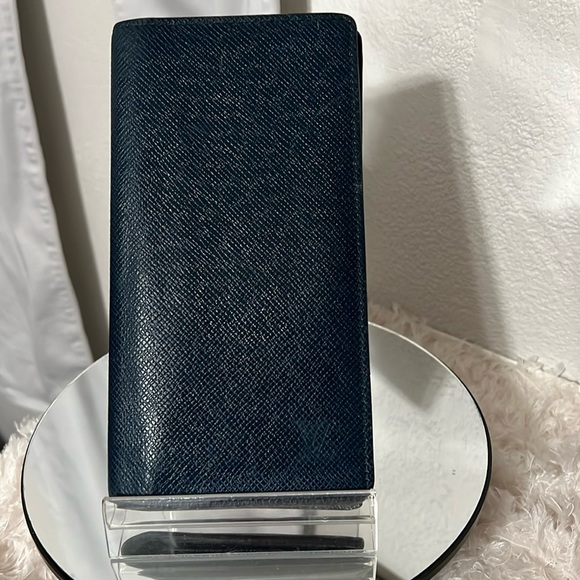 Authentic Louis Vuitton Tiaga Long Card Wallet Unisex Dark Blue EUC - Picture 1 of 16